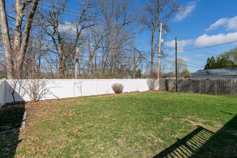 Tiny photo for 3215 53rd Street, Moline, IL 61265 (MLS # 12612087)