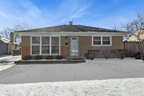 Photo of 3605 Oriole Lane, Rolling Meadows, IL 60008 (MLS # 12545556)