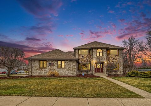 Photo of 8990 W 175th Street, Tinley Park, IL 60487 (MLS # 12602985)