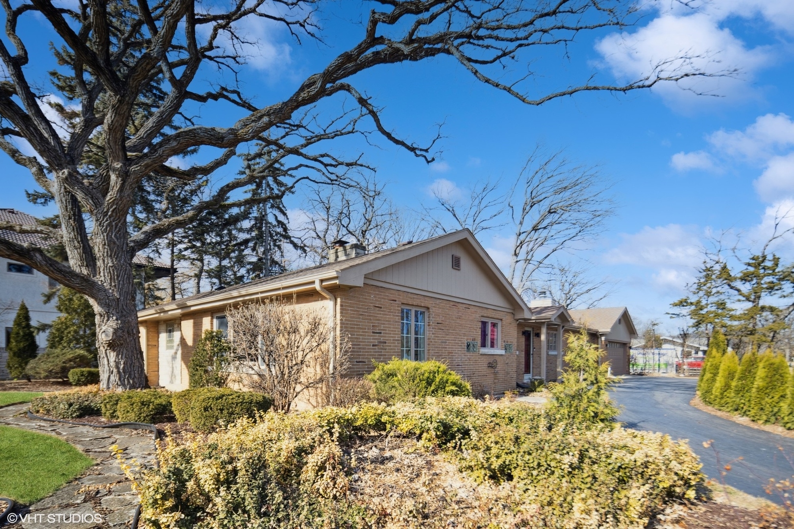 31 Hickory Drive