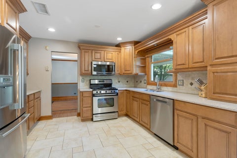 Tiny photo for 161 Jackson Lane, Bloomingdale, IL 60108 (MLS # 12702999)