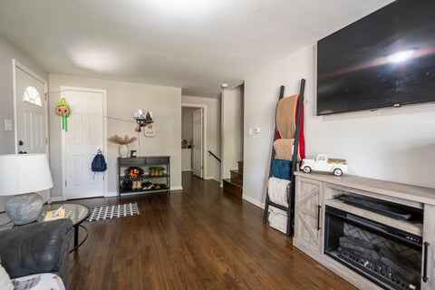 Tiny photo for 2941 Everett Street, Blue Island, IL 60406 (MLS # 12796144)
