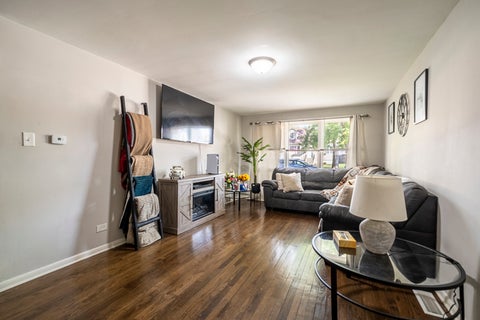 Tiny photo for 2941 Everett Street, Blue Island, IL 60406 (MLS # 12796144)
