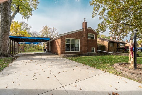 Tiny photo for 2941 Everett Street, Blue Island, IL 60406 (MLS # 12796144)