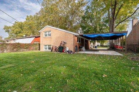 Tiny photo for 2941 Everett Street, Blue Island, IL 60406 (MLS # 12796144)