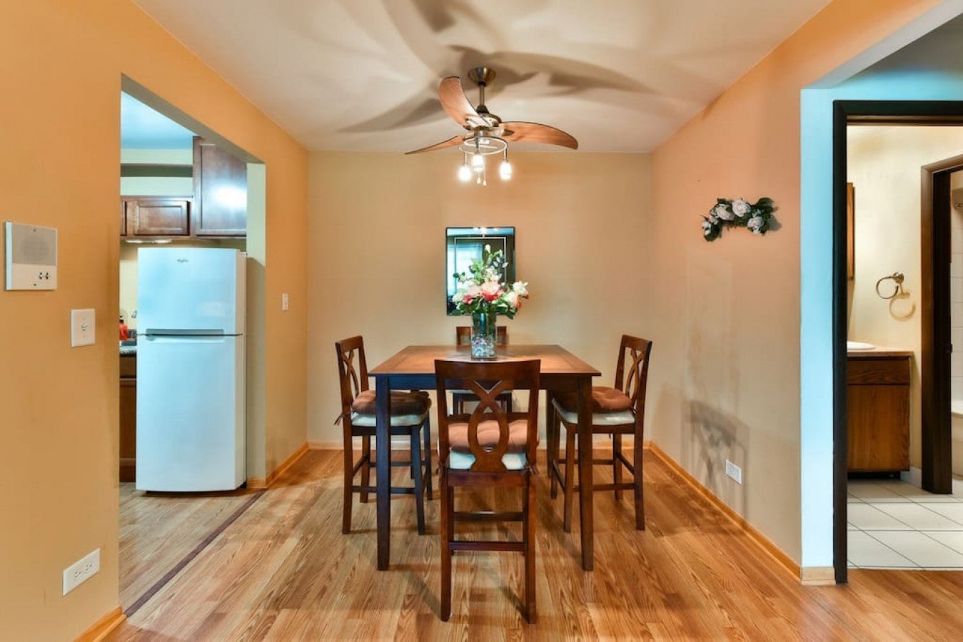 5113 N East River Road 1K
