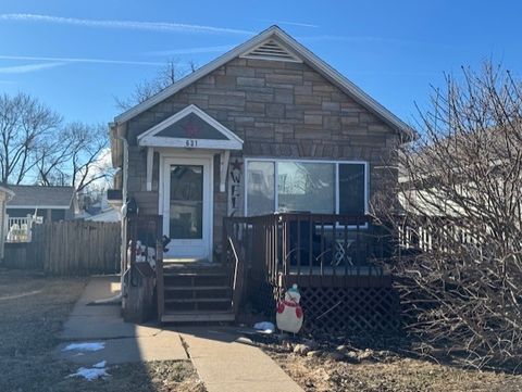 Photo of 631 6th Avenue S, Clinton, IA 52372 (MLS # 12563582)