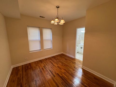 Tiny photo for 2257 W ROSEMONT Avenue #1, Chicago, IL 60659 (MLS # 12511609)