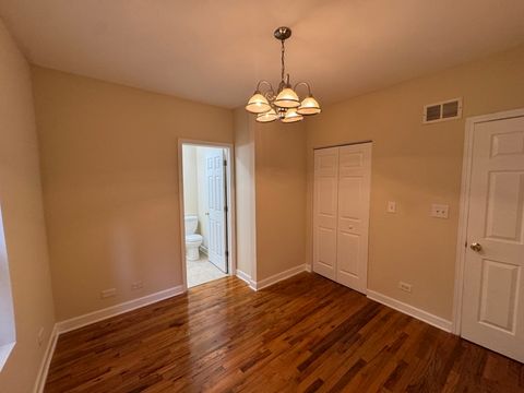 Tiny photo for 2257 W ROSEMONT Avenue #1, Chicago, IL 60659 (MLS # 12511609)