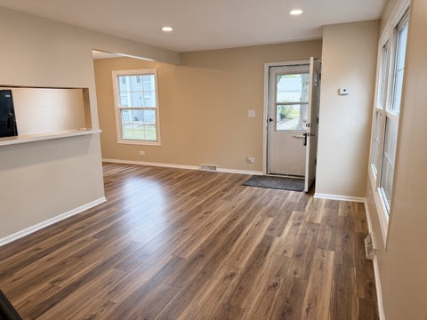 Tiny photo for 506 Darlene Lane #B, Glendale Heights, IL 60139 (MLS # 12762765)