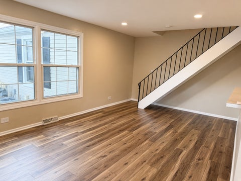 Tiny photo for 506 Darlene Lane #B, Glendale Heights, IL 60139 (MLS # 12762765)