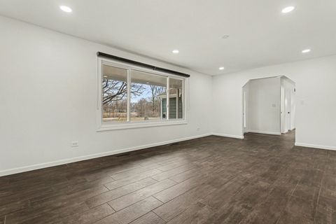 Tiny photo for 3002 N Maple Tree Lane, Wadsworth, IL 60083 (MLS # 12606110)