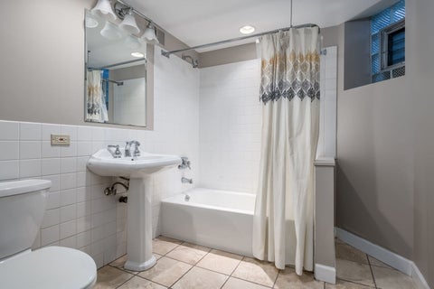 Tiny photo for 734 W Briar Place #1, Chicago, IL 60657 (MLS # 12745319)