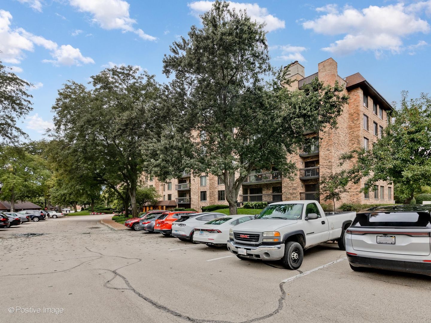 3860 MISSION HILLS Road 217