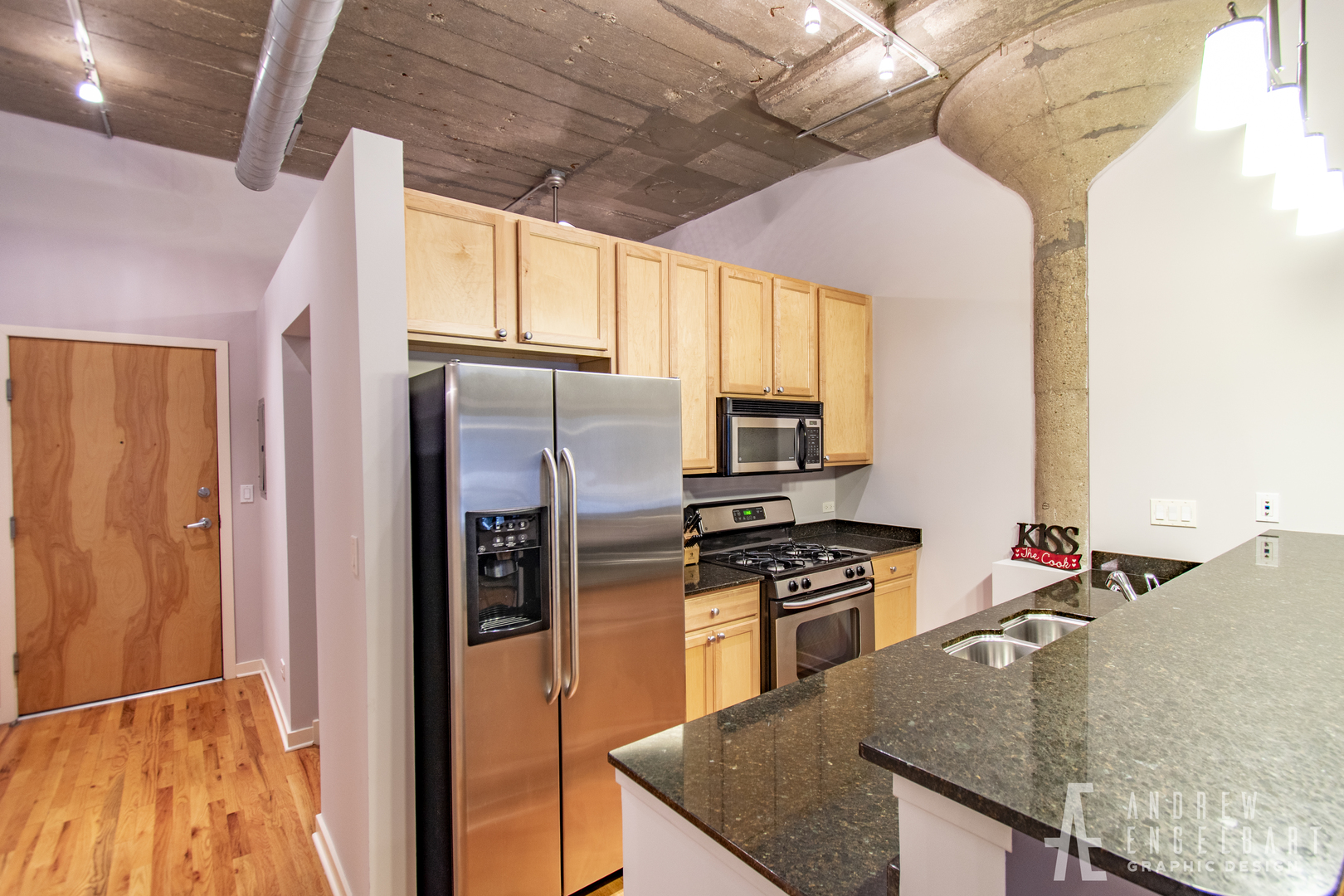 1033 W 14th Place 114