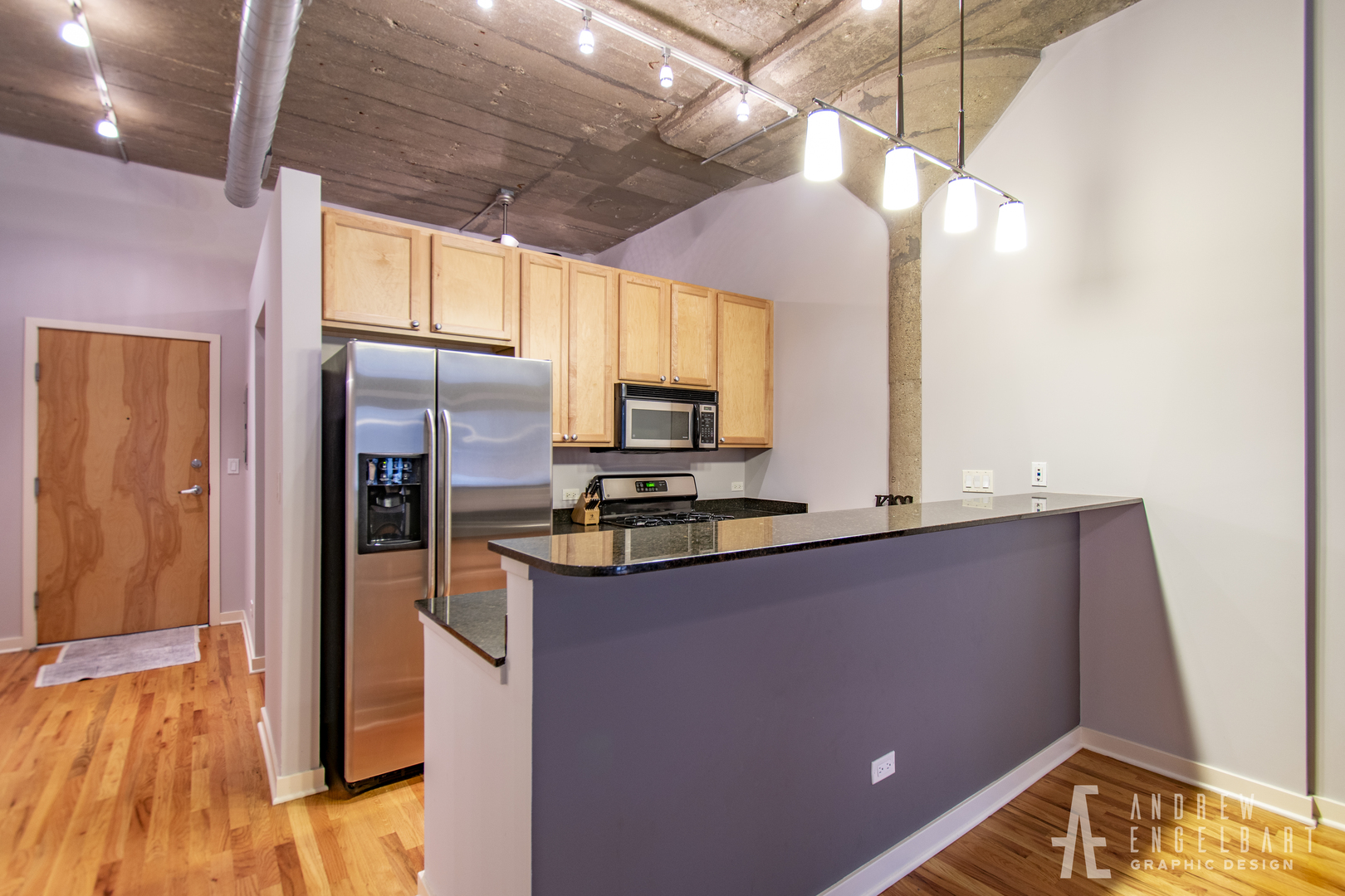 1033 W 14th Place 114