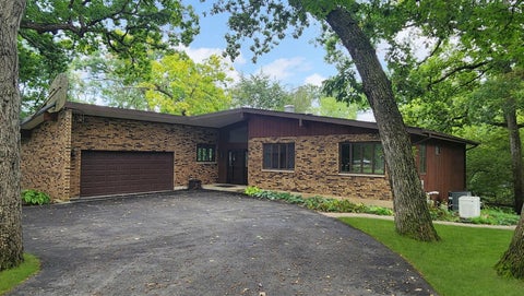 Photo of 172 Hilltop Court, Sleepy Hollow, IL 60118 (MLS # 12729068)