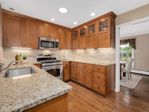 Tiny photo for 1738 60th Street, La Grange Highlands, IL 60525 (MLS # 12701541)