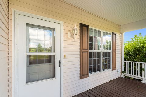 Tiny photo for 1 Rocking Horse Lane, Grayslake, IL 60030 (MLS # 12446633)