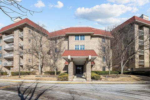 Photo of 1250 Rudolph Road #4F, Northbrook, IL 60062 (MLS # 12560430)