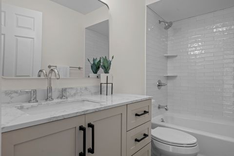 Tiny photo for 1250 Rudolph Road #4F, Northbrook, IL 60062 (MLS # 12560430)