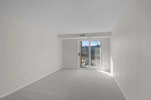 Tiny photo for 1250 Rudolph Road #4F, Northbrook, IL 60062 (MLS # 12560430)