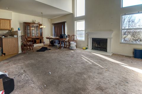 Tiny photo for 16432 Club Court, Crest Hill, IL 60403 (MLS # 12542216)