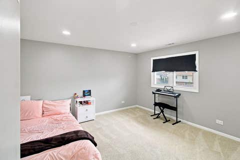 Tiny photo for 5711 W 87TH Place, Oak Lawn, IL 60453 (MLS # 12709030)
