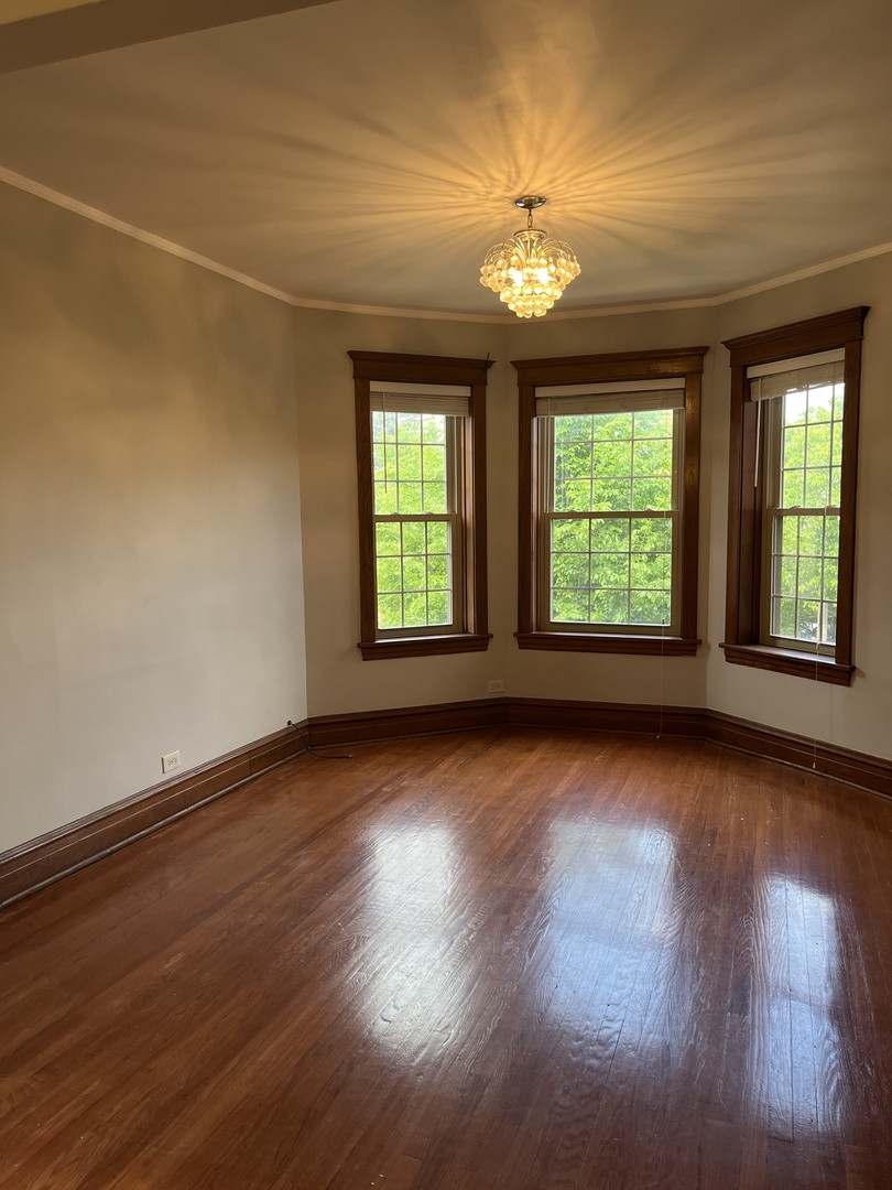 8037 FLORAL Avenue 2