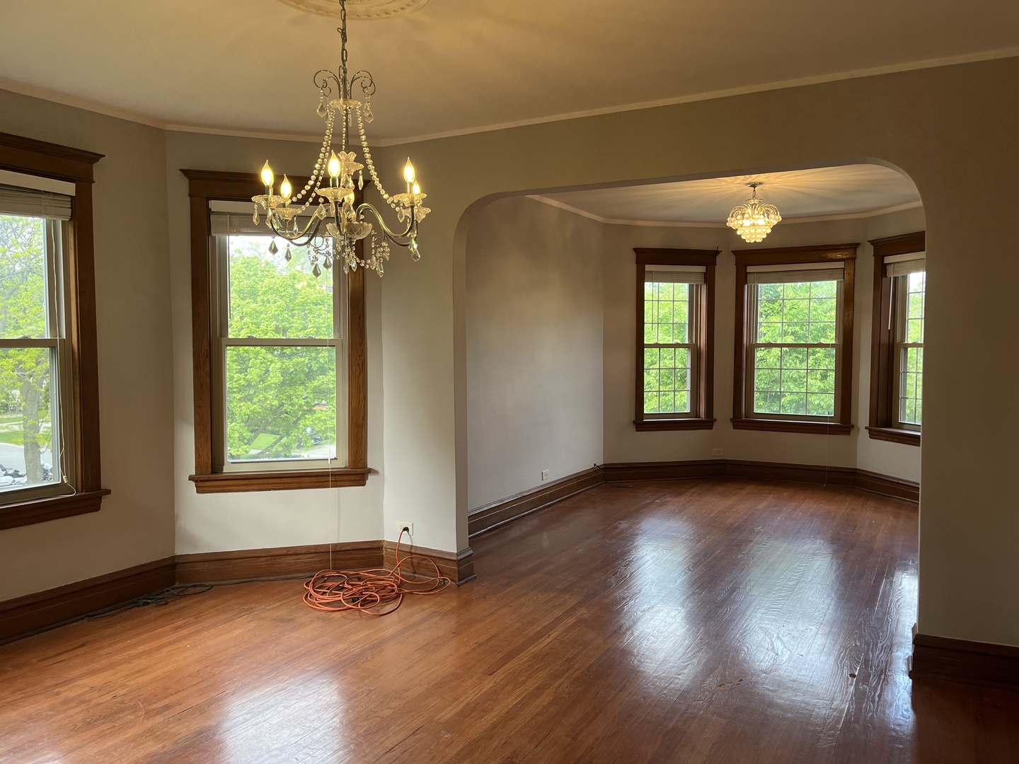 8037 FLORAL Avenue 2