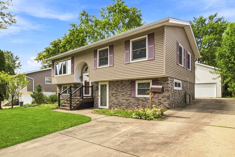 Tiny photo for 16 Joyce Lane, Streamwood, IL 60107 (MLS # 12753149)