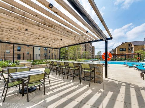 Tiny photo for 3930 N Pine Grove Avenue #514, Chicago, IL 60613 (MLS # 12625393)