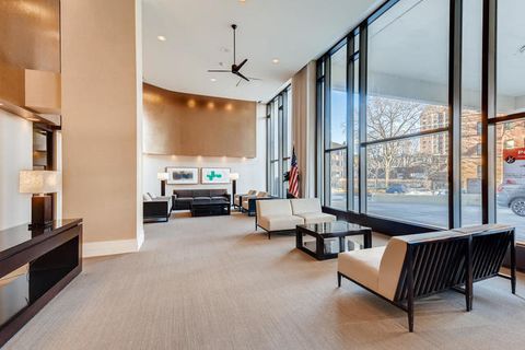 Tiny photo for 3930 N Pine Grove Avenue #514, Chicago, IL 60613 (MLS # 12625393)