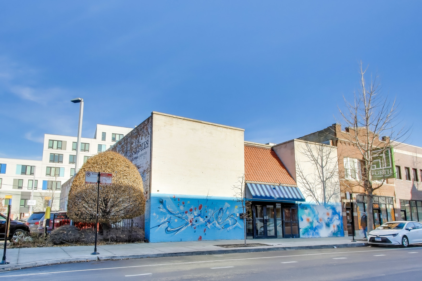 2659 N Milwaukee Avenue