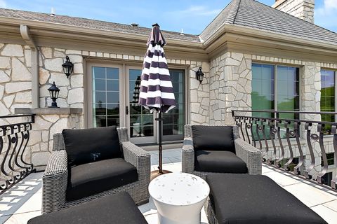 Tiny photo for 8611 Crest Court, Burr Ridge, IL 60527 (MLS # 12619390)