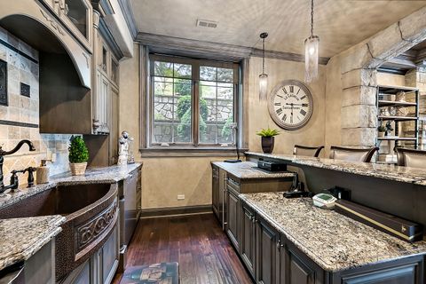 Tiny photo for 8611 Crest Court, Burr Ridge, IL 60527 (MLS # 12619390)