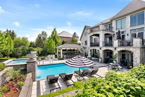 Tiny photo for 8611 Crest Court, Burr Ridge, IL 60527 (MLS # 12619390)