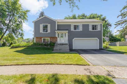 840 S Cleburne Avenue Bartlett IL 60103