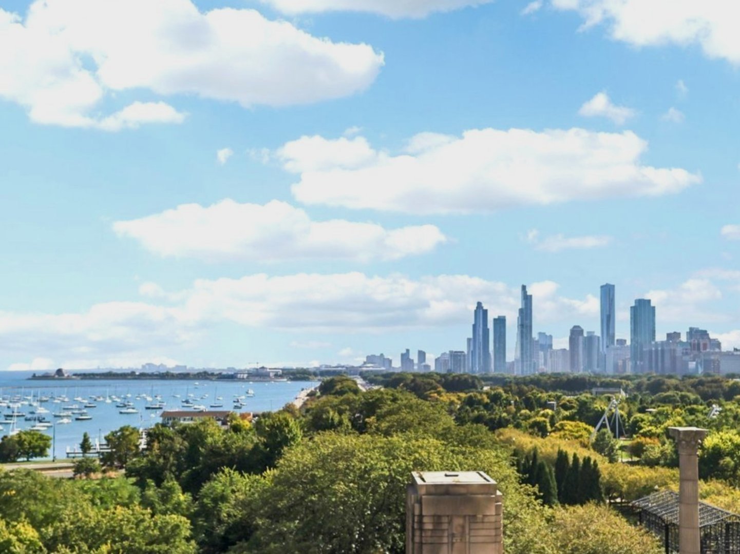 400 E Randolph Street 1119-20