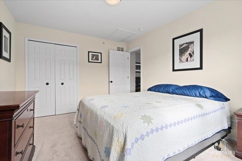 Tiny photo for 1651 PAULINE Circle #1651, Mundelein, IL 60060 (MLS # 12490038)