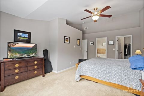Tiny photo for 1651 PAULINE Circle #1651, Mundelein, IL 60060 (MLS # 12490038)