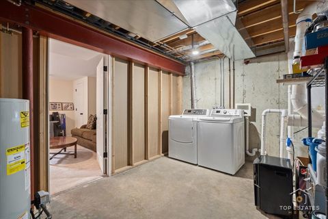 Tiny photo for 1651 PAULINE Circle #1651, Mundelein, IL 60060 (MLS # 12490038)