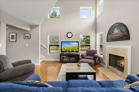 Tiny photo for 1651 PAULINE Circle #1651, Mundelein, IL 60060 (MLS # 12490038)
