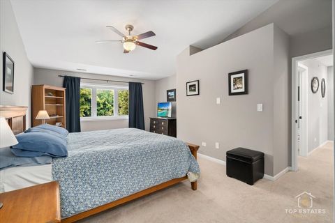 Tiny photo for 1651 PAULINE Circle #1651, Mundelein, IL 60060 (MLS # 12490038)