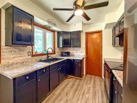 Tiny photo for 2358 Chelsea Avenue, Freeport, IL 61032 (MLS # 12445990)