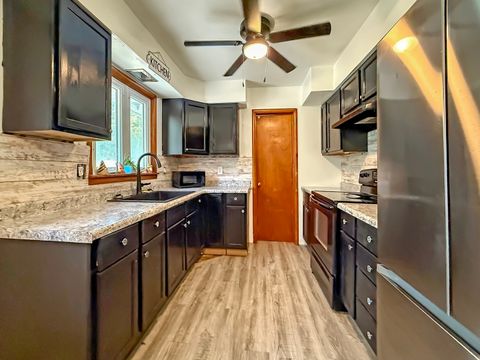 Tiny photo for 2358 Chelsea Avenue, Freeport, IL 61032 (MLS # 12445990)