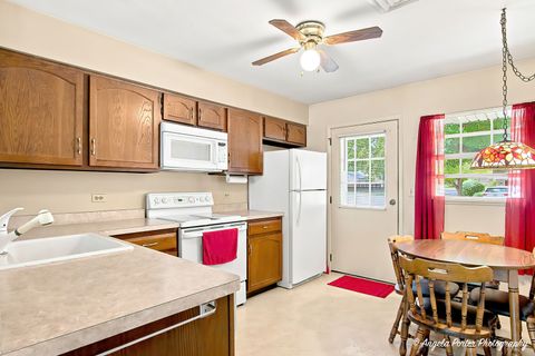 Tiny photo for 7404 Crest Hill Court #215, Fox Lake, IL 60020 (MLS # 12716030)