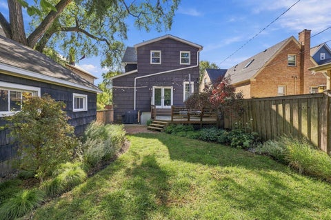 Tiny photo for 250 Iowa Street, Oak Park, IL 60302 (MLS # 12789206)