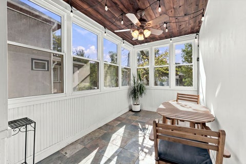 Tiny photo for 250 Iowa Street, Oak Park, IL 60302 (MLS # 12789206)