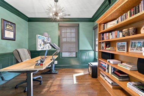 Tiny photo for 250 Iowa Street, Oak Park, IL 60302 (MLS # 12789206)